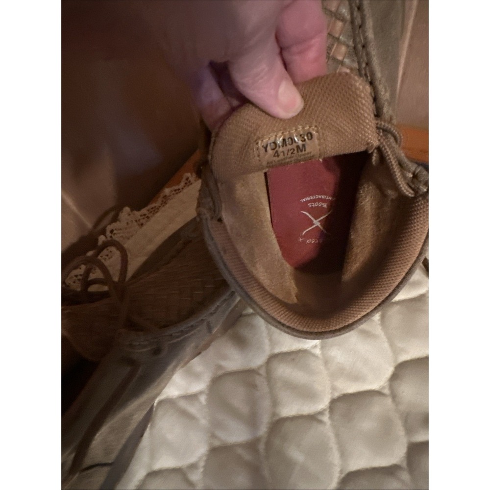 Twisted X Youth Sz4.5 Casual Mocs, featuring a brown woven leather - Picture 2 of 5